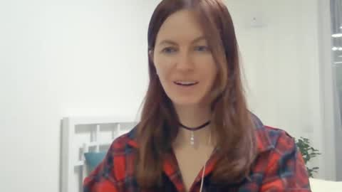 valerie_rose777 online show from 02.18.25