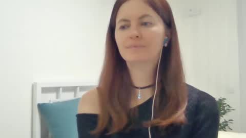 valerie_rose777 online show from 02.21.25