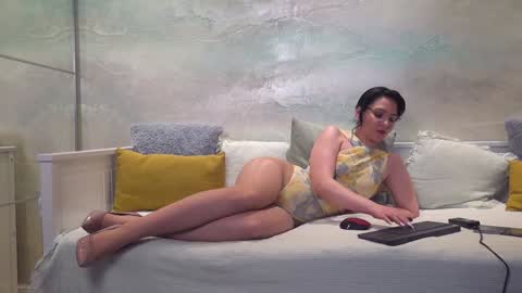 Valerie online show from 01.08.25