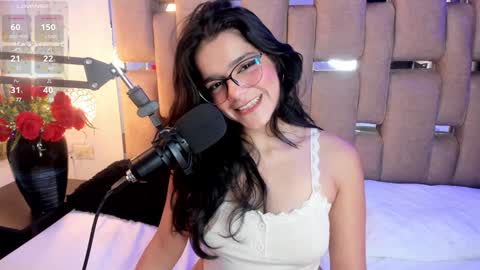 Snapshot of valeriekay_ chatting on 01.20.25 Valeria online show from 01.20.25