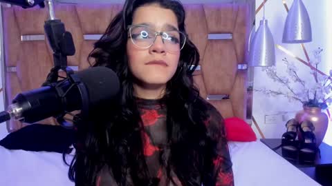 Snapshot of valeriekay_ chatting on 01.23.25 Valeria online show from 01.23.25