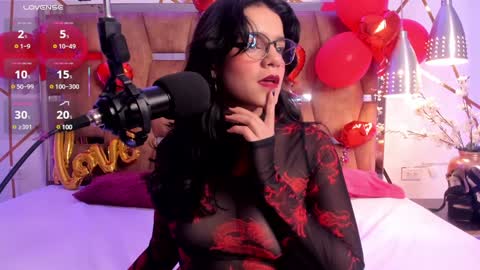 Snapshot of valeriekay_ chatting on 02.04.25 Valeria online show from 02.04.25