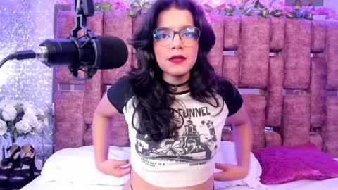 Snapshot of valeriekay_ chatting on 02.06.25 Valeria online show from 02.06.25