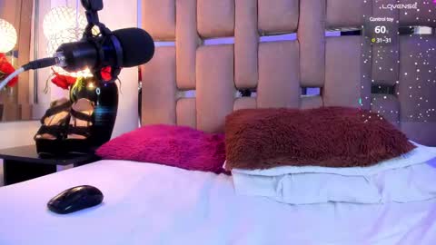 Snapshot of valeriekay_ chatting on 02.26.25 Valeria online show from 02.26.25