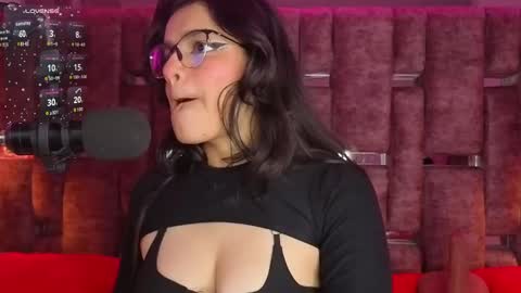 Snapshot of valeriekay_ chatting on 09.17.25 Valeria online show from 09.17.25