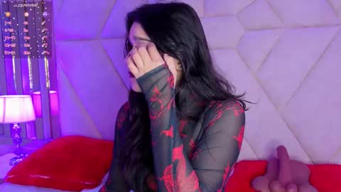 Snapshot of valeriekay_ chatting on 11.30.25 Valeria online show from 11.30.25