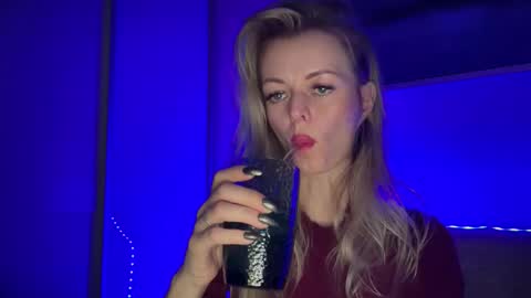 Valerie  online show from 02.13.26