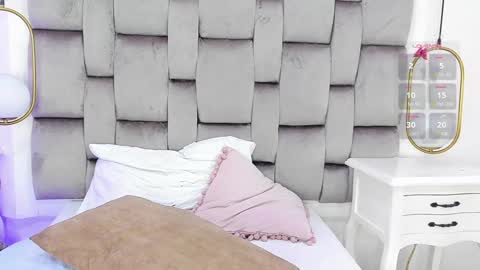   online show from 01.03.25