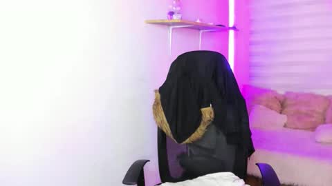 valery_bonnet1 online show from 11.10.25