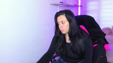 valery_bonnet1 online show from 11.13.25