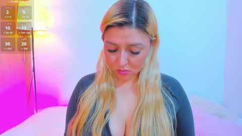 Snapshot of valery_kils chatting on 02.25.26 VALERY online show from 02.25.26