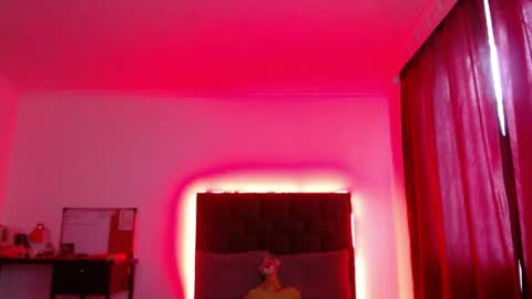 Snapshot of valery_meer_ chatting on 04.17.26 Valeria online show from 04.17.26