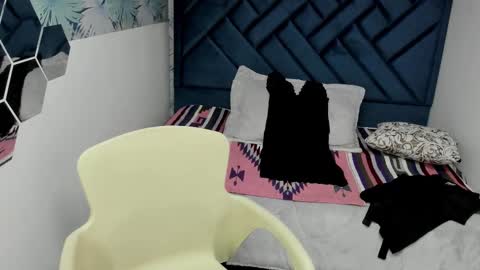 VALERY MORE online show from 10.25.25