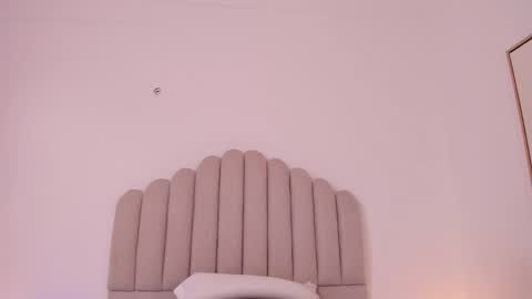 Snapshot of valery_santorini chatting on 05.16.26 VALERY online show from 05.16.26