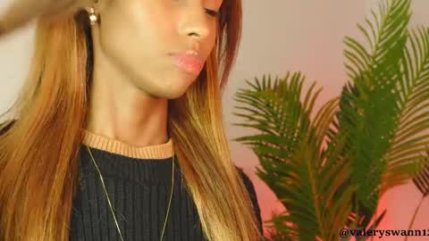 Valery swan1 online show from 10.27.25