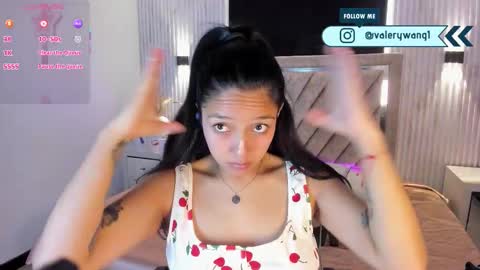 Snapshot of valery_wang chatting on 01.17.26 Val online show from 01.17.26