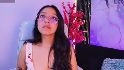 Snapshot of valery_wang chatting on 04.07.26 Val online show from 04.07.26