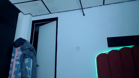 B V Naughty online show from 12.07.24