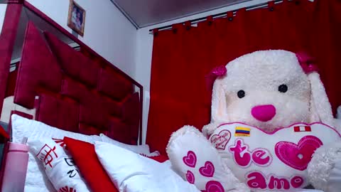 B V Naughty online show from 02.19.25