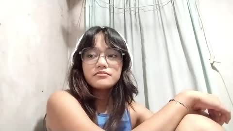 Snapshot of valerykramer chatting on 04.03.26 valerykramer online show from 04.03.26