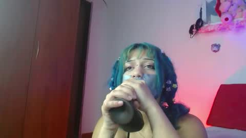 Snapshot of valerysmith18 chatting on 03.08.26 zoe online show from 03.08.26