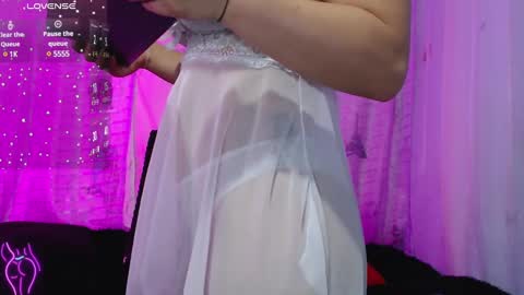 Snapshot of valerysnow_ chatting on 01.30.25 Valery online show from 01.30.25