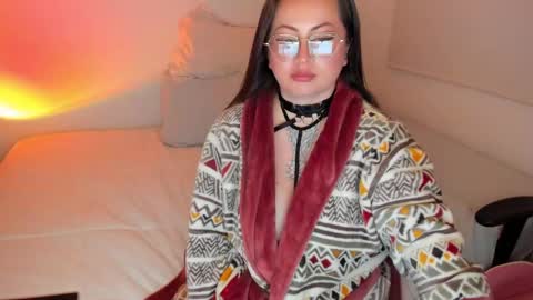 My name is Valery... Nice to meet you  thumb up me please its important online show from 01.10.25