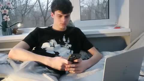 Snapshot of valesios chatting on 12.03.25 valesios online show from 12.03.25