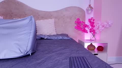 Valeska online show from 03.14.26