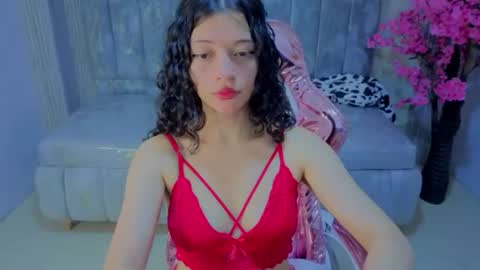 Snapshot of valkiria_ardent_s chatting on 06.19.26 Valkiria online show from 06.19.26