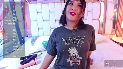 Valkiria moore  online show from 02.01.25