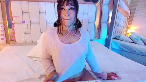 Valkiria moore  online show from 02.07.25