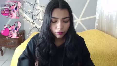 Snapshot of valkydoll chatting on 11.28.25 valkydoll online show from 11.28.25