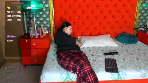 Snapshot of valleriejonnes chatting on 05.22.26 Valerie Val V online show from 05.22.26