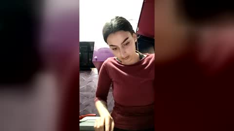 Snapshot of valleriejonnes chatting on 06.14.26 Valerie Val V online show from 06.14.26