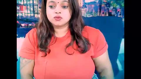 Snapshot of valleyval chatting on 01.23.25 indianvalvet priya is back online show from 01.23.25