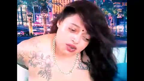 Snapshot of valleyval chatting on 02.20.25 indianvalvet priya is back online show from 02.20.25