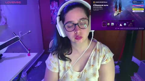 Snapshot of vallolet1_ chatting on 02.28.25 Im Violet online show from 02.28.25