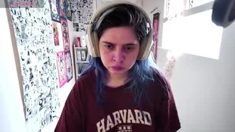 Snapshot of vallolet1_ chatting on 10.12.25 Im Violet online show from 10.12.25