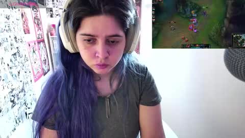 Snapshot of vallolet1_ chatting on 10.16.25 Im Violet online show from 10.16.25