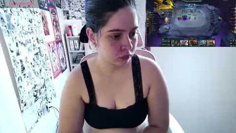 Snapshot of vallolet1_ chatting on 10.26.25 Im Violet online show from 10.26.25