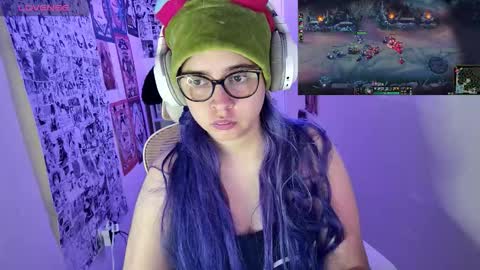 Snapshot of vallolet1_ chatting on 11.24.25 Im Violet online show from 11.24.25