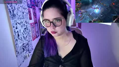 Snapshot of vallolet1_ chatting on 02.05.26 Im Violet online show from 02.05.26