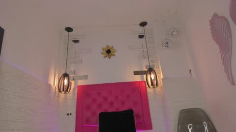 Snapshot of valloletsamar chatting on 01.11.25 Vallolet Peach  online show from 01.11.25