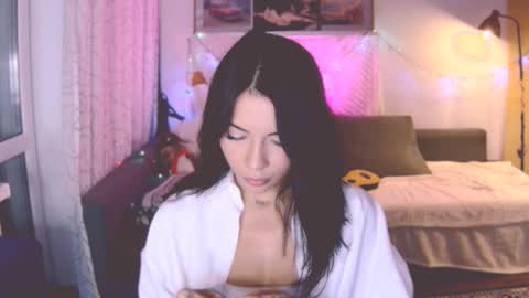 Snapshot of valorant_girl chatting on 12.24.24 Little Devil online show from 12.24.24