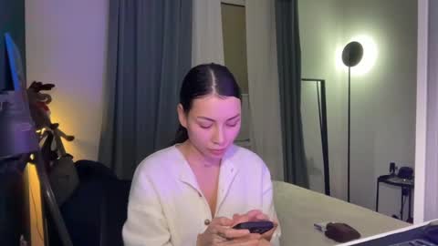 Snapshot of valorant_girl chatting on 02.06.25 Little Devil online show from 02.06.25