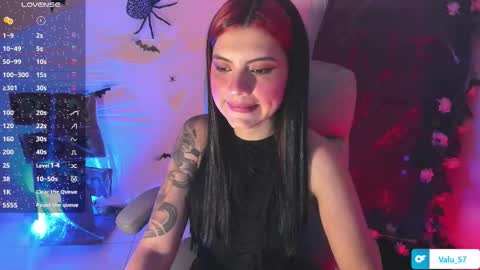 Snapshot of valu_57 chatting on 10.22.25 Valu online show from 10.22.25
