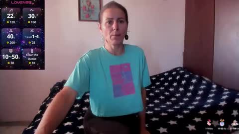 Snapshot of valysexybarbie chatting on 09.22.25 valentina online show from 09.22.25