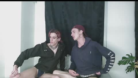 Snapshot of vamp_noah chatting on 12.18.24 Vamp Noah and Dan online show from 12.18.24