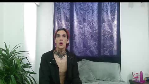 Snapshot of vamp_noah chatting on 12.29.24 Vamp Noah and Dan online show from 12.29.24